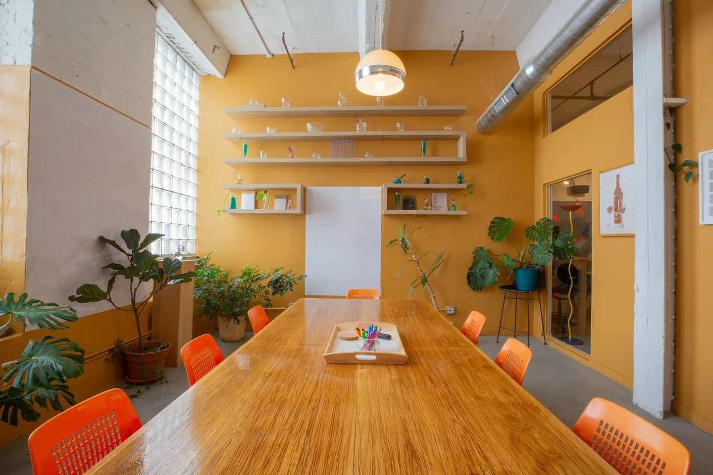 Warm Sunlit Conference Room in West Town — 3