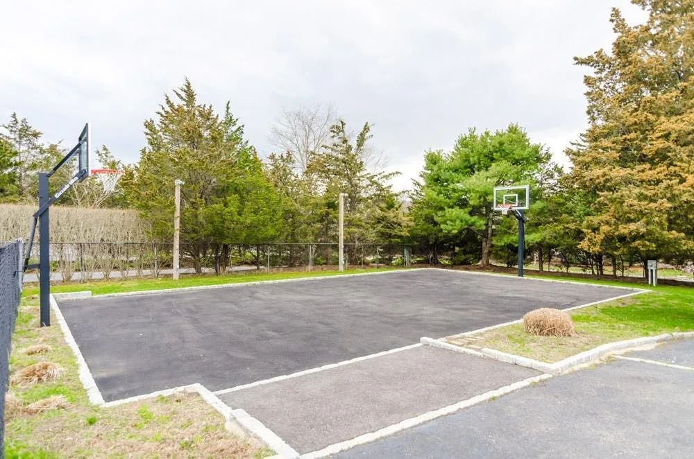 West Hamptons Zen Retreat House and Pool — 4