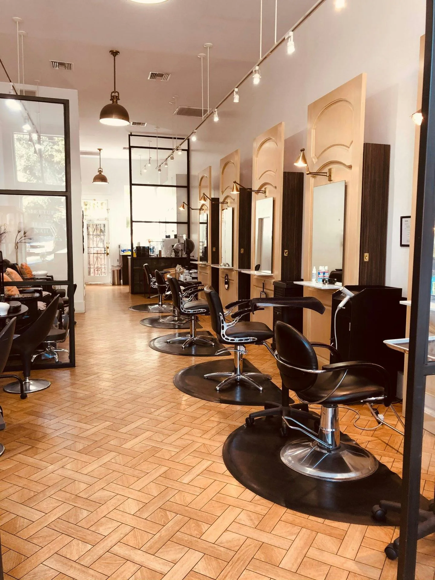 West Hollywood Salon Retreat on Fountain Avenue