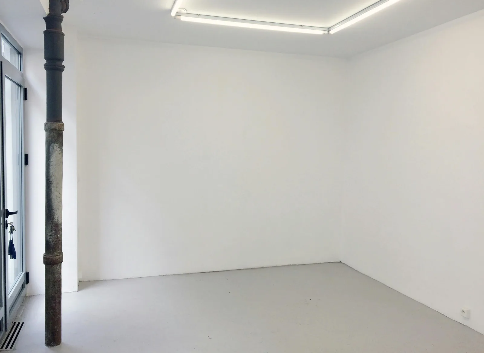White Cube Gallery in Belleville-Menilmontant, Paris — 4