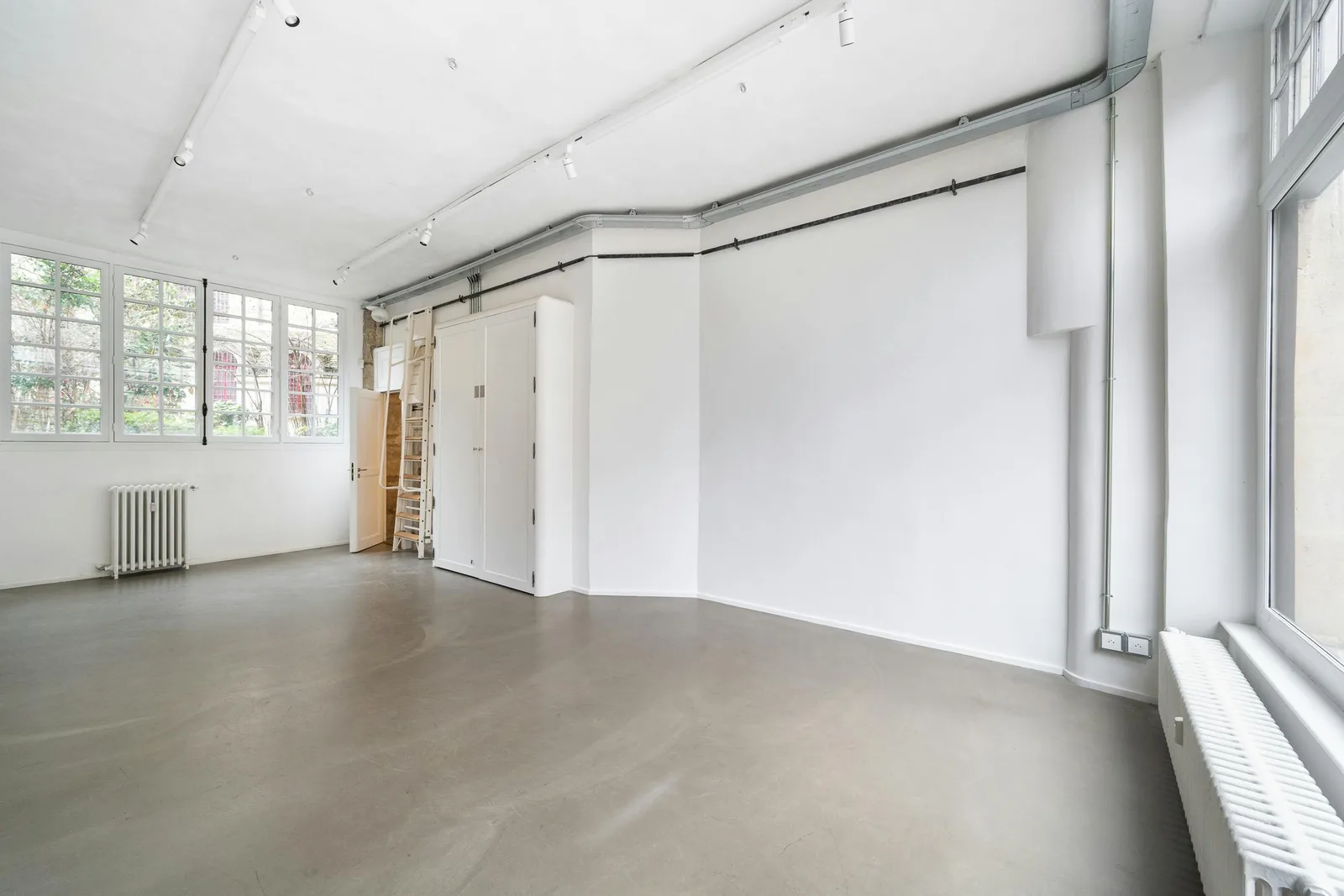 WILDE Showroom: 210 sqm Commercial Space in Paris 75004 — 5