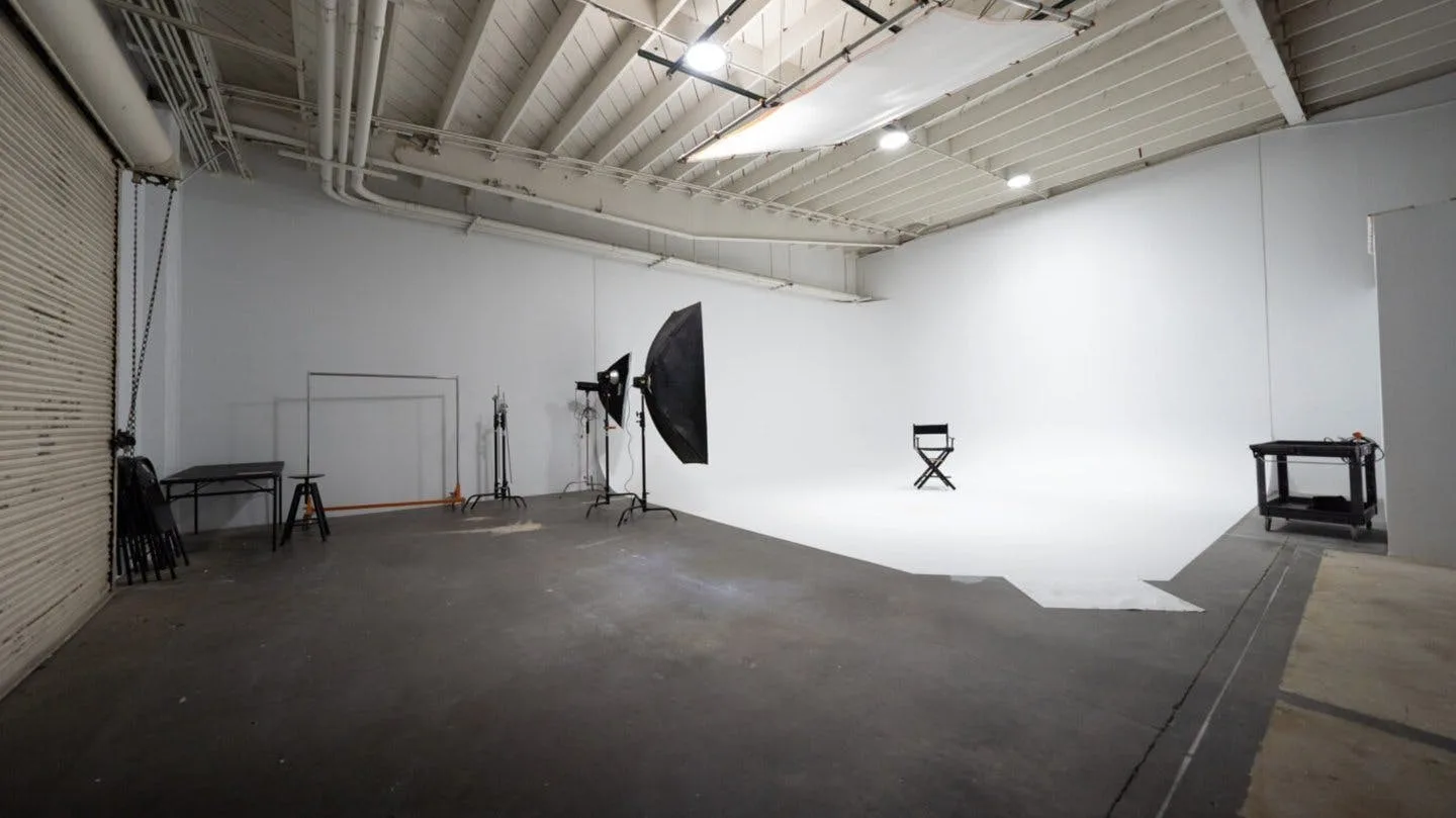 Yukon 1 - Large White Cyc Wall Studio in Hawthorne — 3